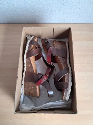 Sandalias cuña MiMaO Talla 38  Piel