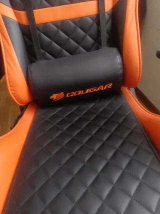 Silla Gaming Cougar