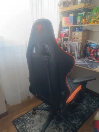 Silla Gaming Cougar