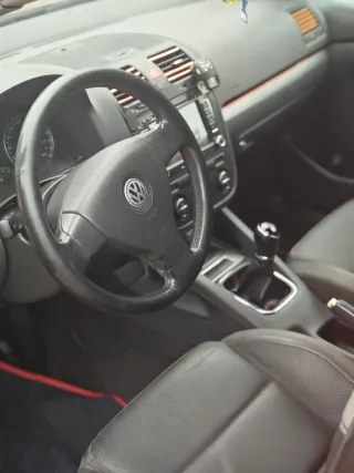 Volkswagen Golf 2004