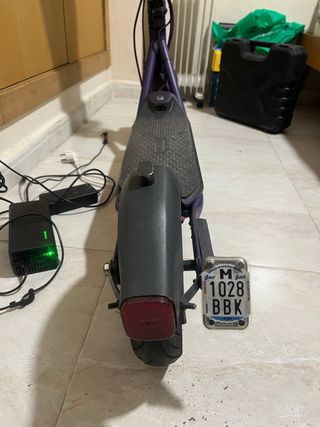 Patinete Eléctrico Ninebot F2 Plus Morado