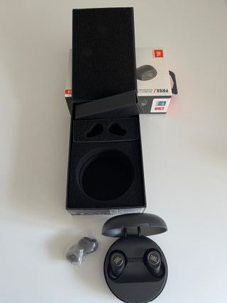 JBL Free Truly Wireless -Como nuevos (Autonomía 2)