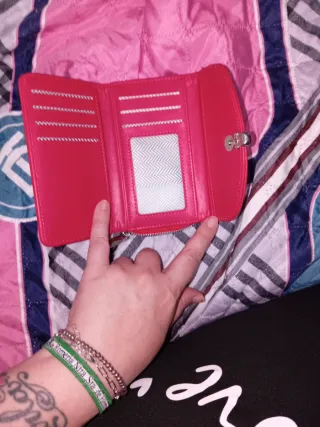 Monedero rojo