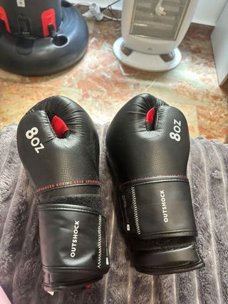 Guantes Boxeo 8oz Outshock Negros