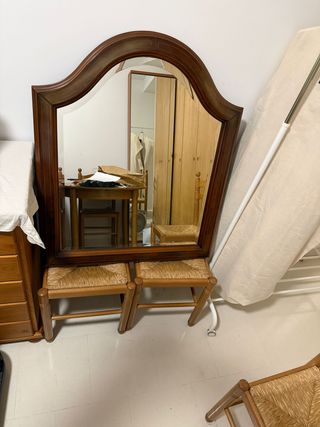 Cómoda de madera maciza