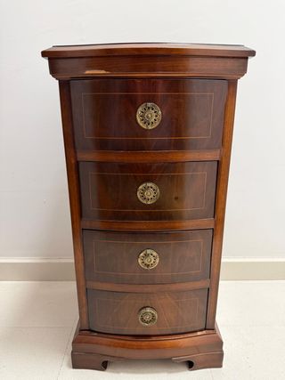 Cómoda de madera maciza