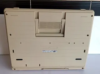 Máquina de escribir Olivetti ETP 1000