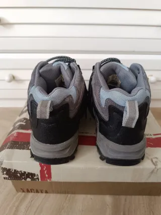 Botas de montaña talla 38