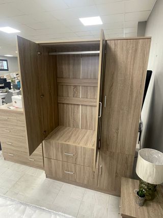 Armario 3 puertas con espejo