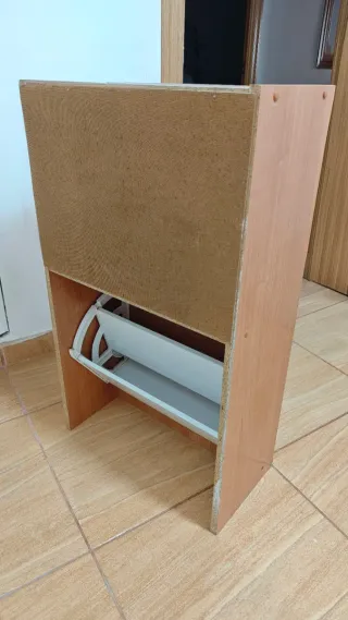 Mueble zapatero de madera