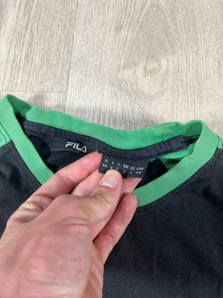 Camiseta Fila Negra y Verde