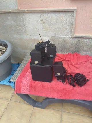 Altavoces Creative 2.1 Negro