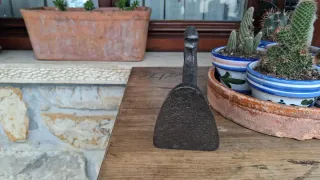 Plancha antigua zomorfa hierro fundido