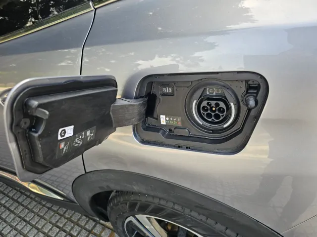 Peugeot 3008 GT 300 cv Hibrido Enchufable año 2022