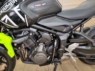 TRIUMPH TRIDENT 660 CARNÉ A2