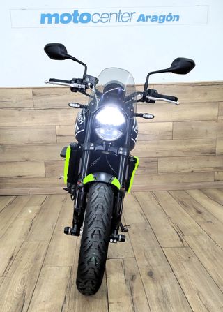 TRIUMPH TRIDENT 660 CARNÉ A2