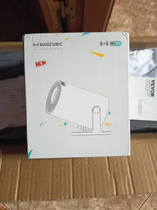 Pack Cine en Casa: Proyector + Pantalla 150"