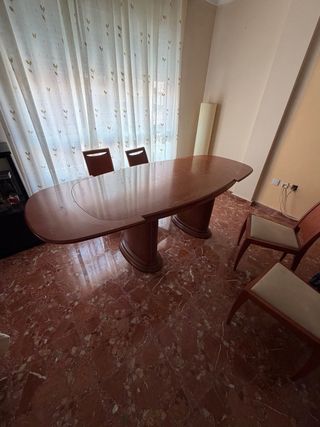 Mesa Nogal con 6 Sillas