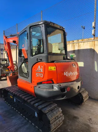 Mini excavadora Kubota KX165-5 (2014)