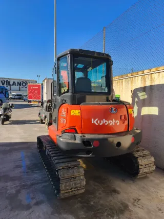 Mini excavadora Kubota KX165-5 (2014)