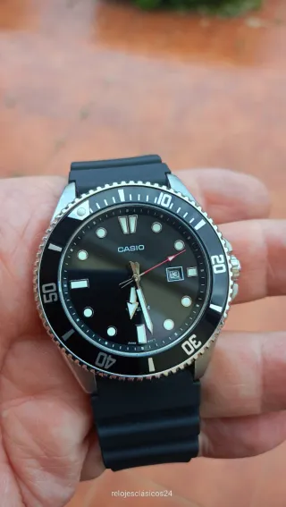 Reloj Casio MDV-107-1A (2784) Negro/Plata