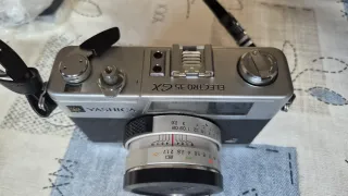 Fotocamera a rullino Yashica