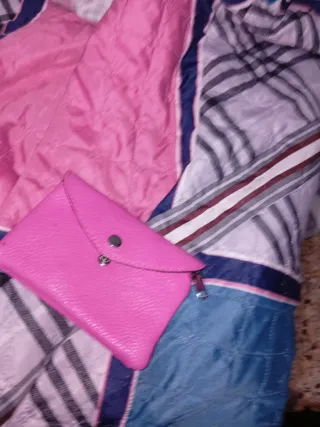 Monedero rosa