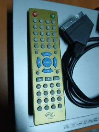 Reproductor DVD Elta MP3 8949SI