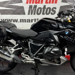 BMW R 1250 RS TRIPLE-BLACK