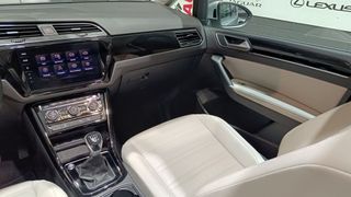 VOLKSWAGEN Touran Sport 2.0 TDI 2020