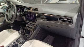 VOLKSWAGEN Touran Sport 2.0 TDI 2020