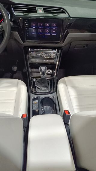 VOLKSWAGEN Touran Sport 2.0 TDI 2020