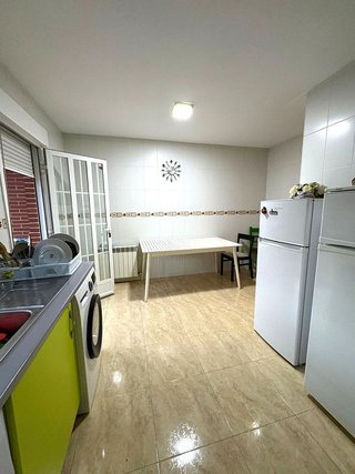 Casa adosada en venta en Yeles