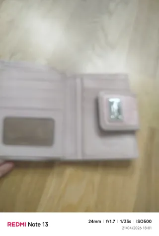 Billetera de mujer rosa