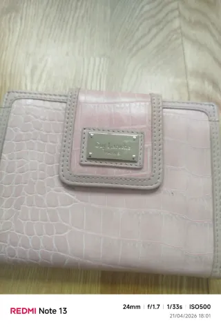 Billetera de mujer rosa