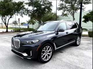 BMW X7 2021