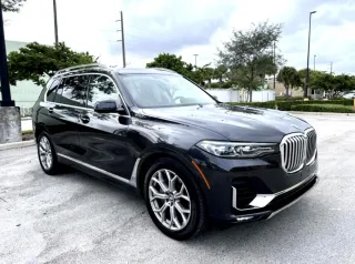 BMW X7 2021