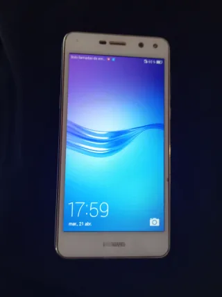 Teléfono HUAWEI Y6, MYA-L11
