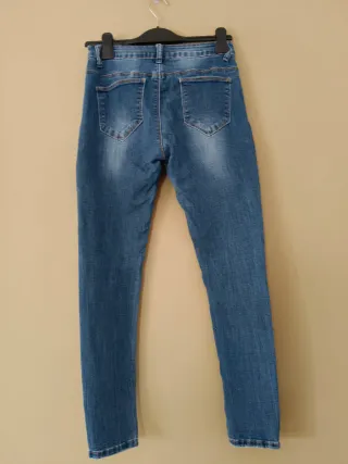 Jeans donna strappi ginocchio taglia 44