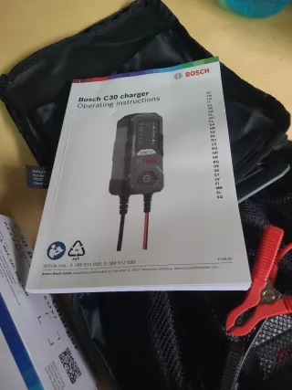Cargador Batería Coche Bosch C30 6/12V