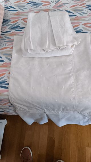 Ropa de cuna con estampado de zorros
