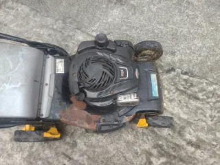 Cortacésped a gasolina