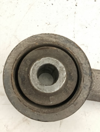 BRAZO SUSPENSION TRASERO DERECHO NISSAN TERRANO I