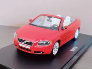 Maqueta Volvo C70 Descapotable Rojo Escala 1/43