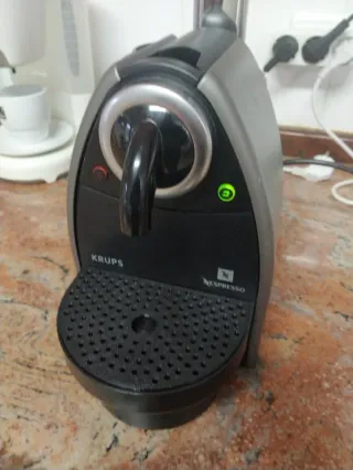 Cafetera Nespresso Krups XN2005