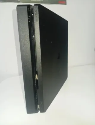 Play Station 4 Slim Negra