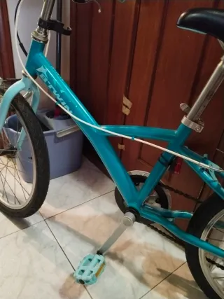 Bicicleta infantil azul