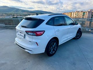Ford Kuga ST Line Etiqueta 0 Emisiones 2023