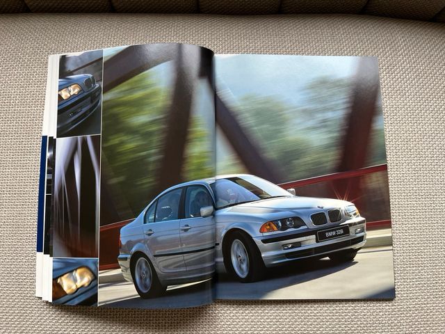 Catálogo BMW Serie 3 (E46) años 90. 68 páginas.