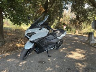 Yamaha Tmax Tech Max 560 ABS